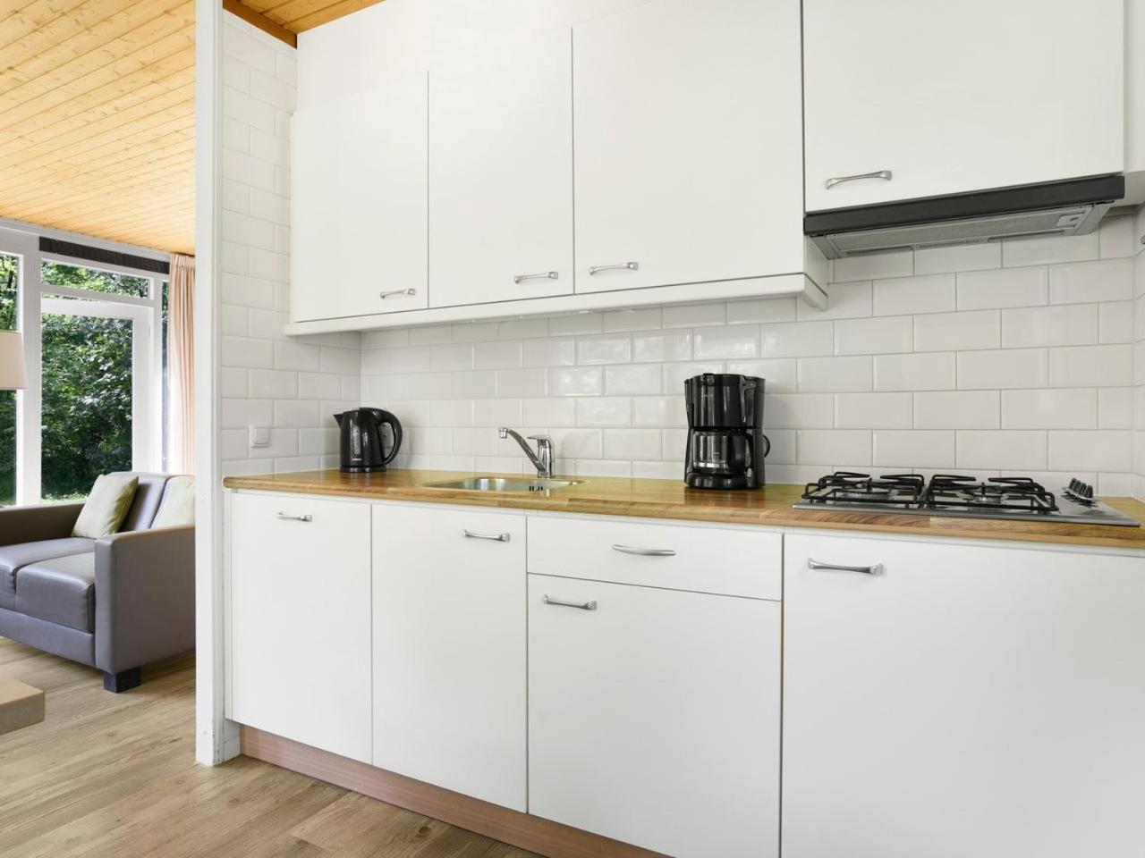 Luxury 4-Person Bungalow In The Holiday Park Landal Twenhaarsveld โฮลเตน ห้อง รูปภาพ