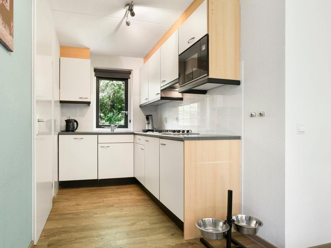 Luxury 4-Person Bungalow In The Holiday Park Landal Twenhaarsveld โฮลเตน ห้อง รูปภาพ
